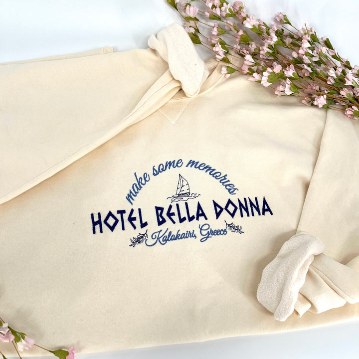 Hotel Bella Donna Crew