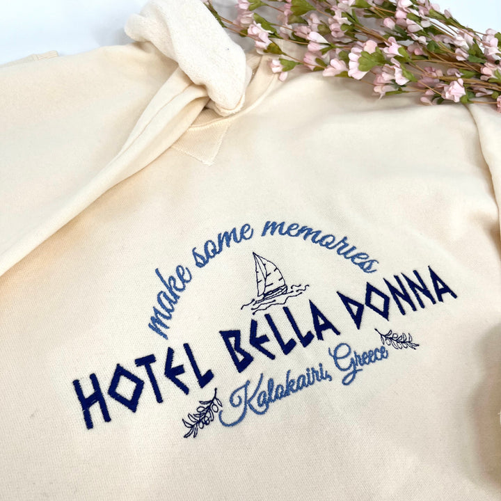 Hotel Bella Donna Crew